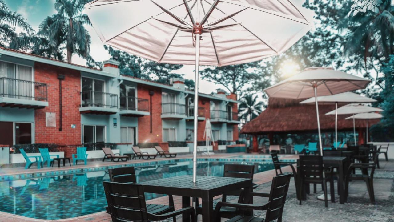 Hotel Y Restaurante Meson Del Gitano Caucasia Luaran gambar