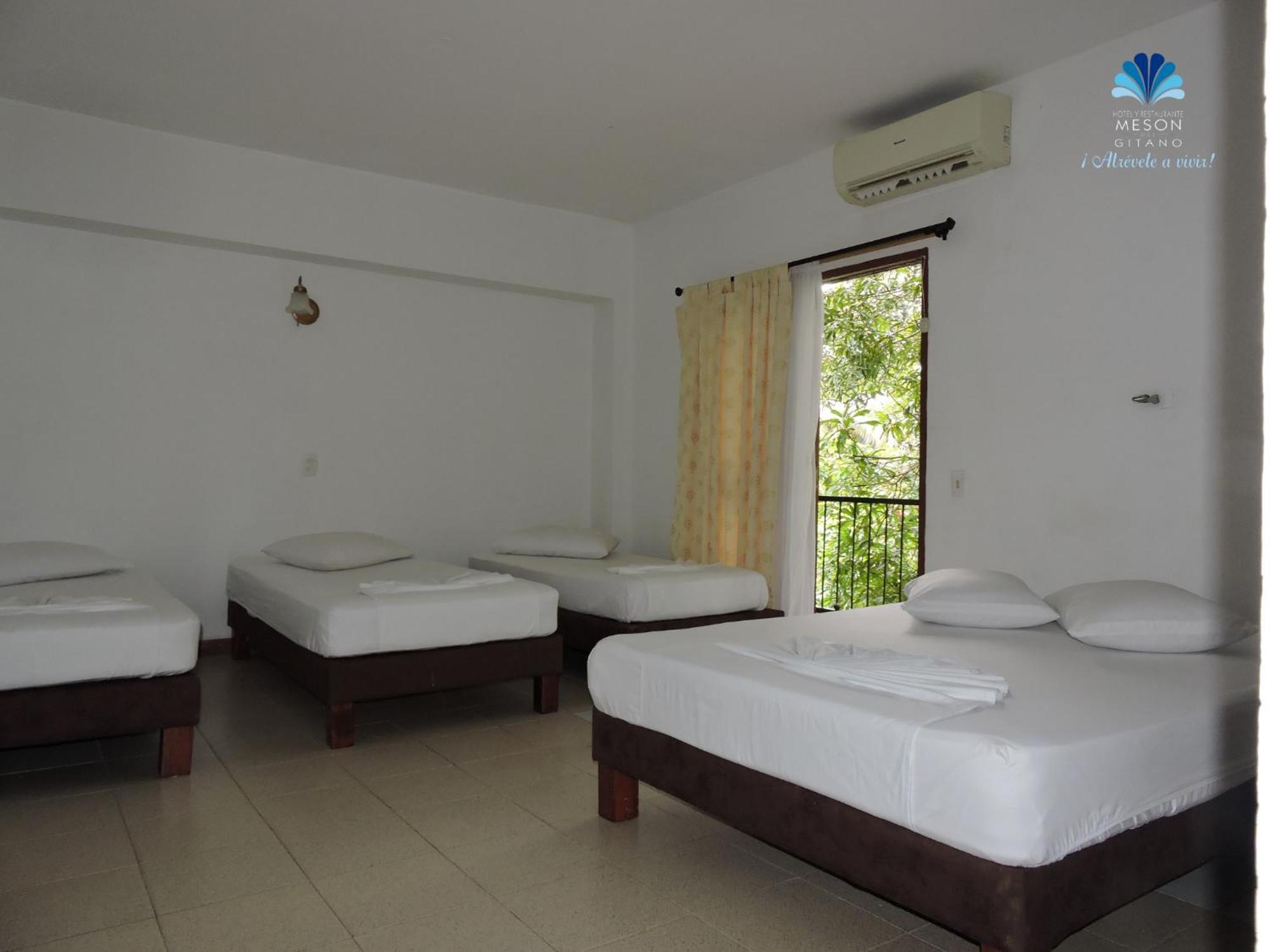 Hotel Y Restaurante Meson Del Gitano Caucasia Bilik gambar