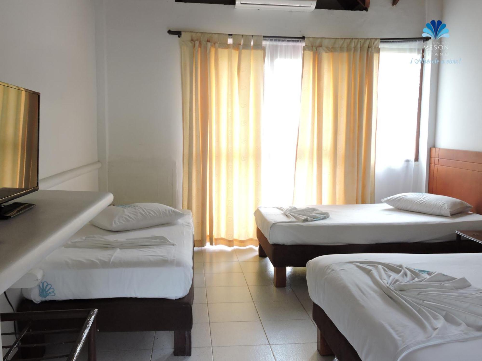 Hotel Y Restaurante Meson Del Gitano Caucasia Bilik gambar