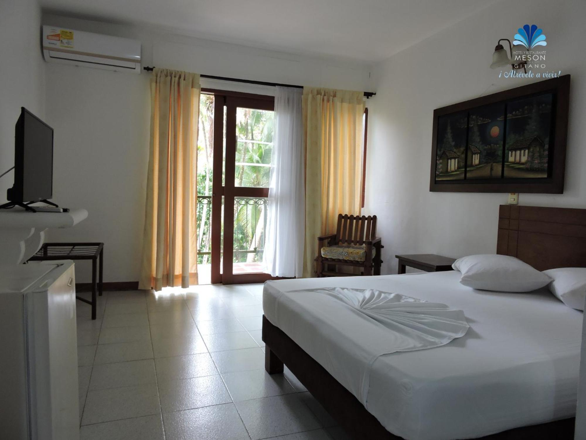 Hotel Y Restaurante Meson Del Gitano Caucasia Bilik gambar